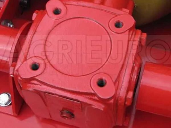 Fraise rotative à tracteur série medium avec déport mécanique Agrieuro UR 132 – Image 11