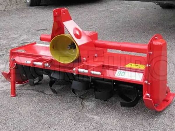 Fraise rotative à tracteur série légère avec déport mécanique Agrieuro HO 105