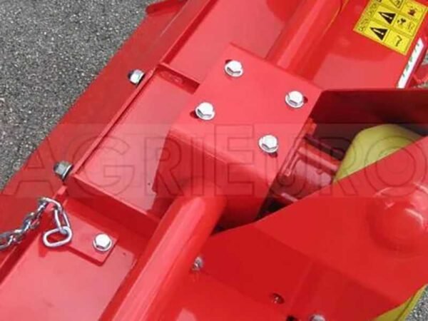 Fraise rotative à tracteur série légère avec déport mécanique Agrieuro HO 105 – Image 12