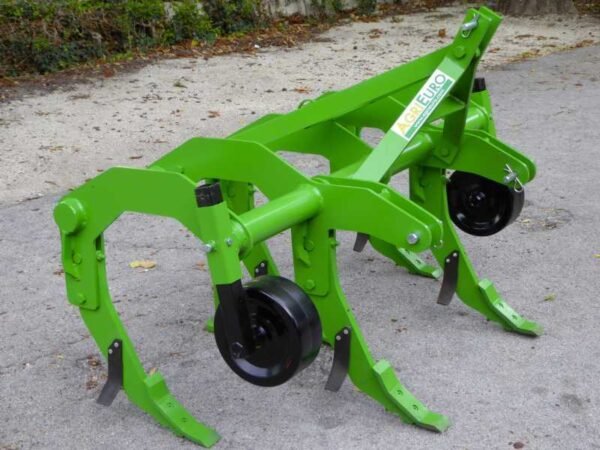 Décompacteur agricole sur tracteur AgriEuro serie 170 Standard à 5 dents – avec roues en acier – Image 4