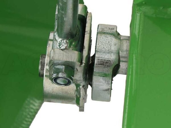Arracheuse de pommes de terre pour tracteur Bomet URSA éjection arrière – tamis oscillant – Image 19